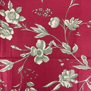 Vintage floral Vine Toile cotton fabric 53” x 27” Yorkguard finish